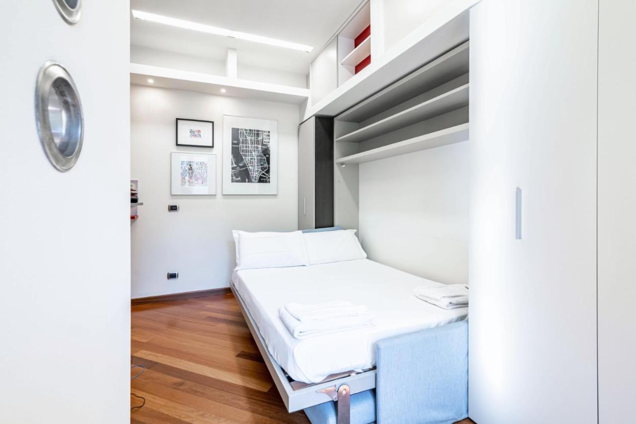 ミラノEasylife - Moderno Rifugio In Zona Bocconiアパートメント エクステリア 写真